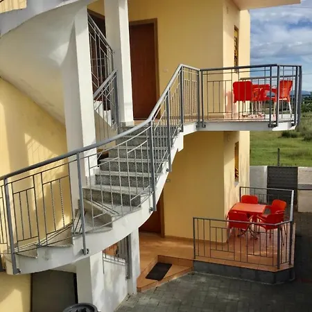 Shyqi Apartments Velipoje Exterior photo